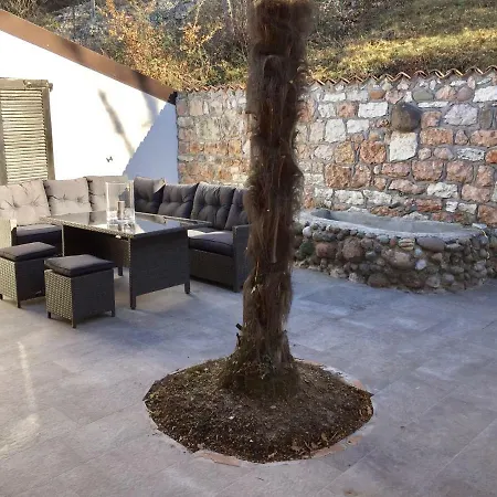 Apartment Candoras *